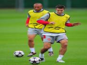 "Van Persie thật can đảm khi bỏ Arsenal và sang Man Utd"