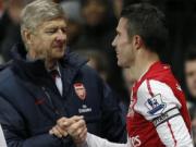 Wenger lý giải thành công của trò cũ Van Persie ở Man Utd