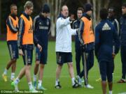 Benitez chia sẻ:" Abramovic chẳng bắt tôi phải làm gì cả"