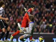 Điệp khúc khen quen thuộc của Rodgers:" Luis Suarez thi đấu chẳng khác gì Messi"