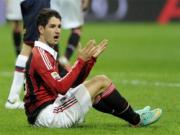 Pato chính thức rời Milan tới Corinthians