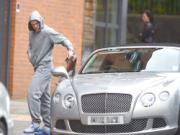 Rooney thoát vé phạt 'ngoạn mục'