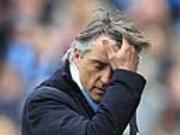 Dư âm trận derby Manchester: Giá như có “ruồi”