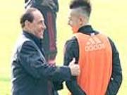 Torino - Milan: Thắng bằng cặp Berlusconi - El Shaarawy?