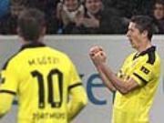 Robert Lewandowski lại ghi bàn: M.U mừng thầm, Dortmund lo ngay ngáy