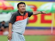 Chỉ là tạm quyền, VFF không bắt HLV Hoàng Văn Phúc chuyên trách