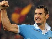 Barcelona trong cơn khủng hoảng số 9 thực: Nhắm mắt mua bừa?