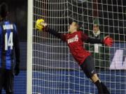 Inter: Tiền đạo Rodrigo Palacio về làm... thủ môn