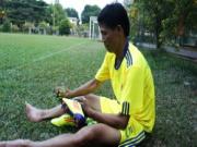 Cựu tuyển thủ Phan Thế Hiếu: Tiếng thở dài của đôi giày móng