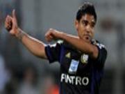 Siêu phẩm ghi bàn kiểu kung-fu