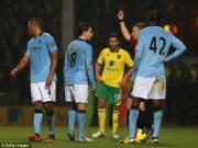 Toàn bộ pha bóng dẫn tới chiếc thẻ đỏ của Samir Nasri