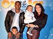 Ashley Young: Sống là chiến đấu và… tha thứ