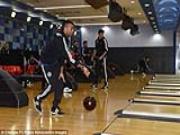 Bí quyết chiến thắng của Chelsea: .... Chơi bowling trước trận đấu