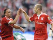 Ribery và Robben: Cái bắt tay xóa tan thù hận