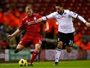 Liverpool đổi Kuyt lấy Dempsey?