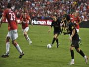 Barca và M.U tổ chức đá giao hữu vào tháng 8