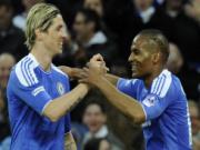 Malouda sợ đối đầu với đồng đội Fernando Torres