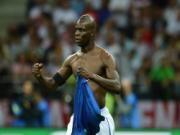 Mario Balotelli và pha lập công lịch sử