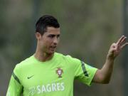 Ronaldo, Rooney và Iniesta: 3 “ngôi sao Twitter” của EURO 2012