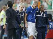 ĐT Italia nhận tin buồn trước tứ kết: Trung vệ chủ lực Chiellini lại chấn thương