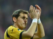 Casillas lập kỷ lục mới cùng Tây Ban Nha