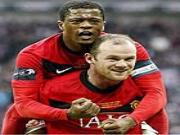 Patrice Evra rất...mừng khi đồng đội Rooney bị treo giò tại Euro