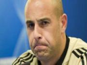 Reina ủng hộ thầy Del Bosque sử dụng đội hình “dị”