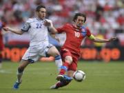 CH Czech trả giá đắt cho chiến thắng: Rosicky chấn thương