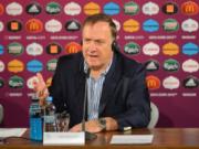 HLV Advocaat hào sảng: Nga xuất sắc nhất Euro 2012