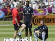 ĐT Anh: John Terry và Scott Parker kịp bình phục, Welbeck sẽ được trao cơ hội