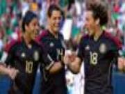 Javier Hernandez cho đối thủ nếm mùi "đau khổ" vì cái tội phòng ngự quá dở