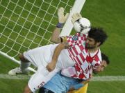 Có hay không chuyện Tây Ban Nha lọt vào tứ kết nhờ sự "trợ giúp" của trọng tài?