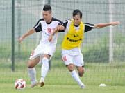 U22 Việt Nam: Thẻ đỏ và thua trắng