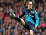 Barcelona lên kế hoạch "rút ruột" Arsenal: Lần này là Vermaelen