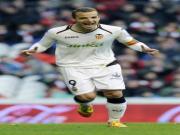 Soldado gia hạn hợp đồng với Valencia đến 2017