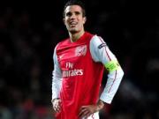 Man City lục đục vì Van Persie: Có thực sự cần thiết?