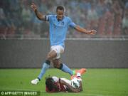 Kompany dính chấn thương, Man City âu lo