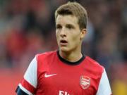 Arsenal: Khủng hoảng "số 10" & cơ hội cho các sao trẻ