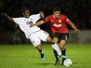 Mất sao trẻ Fryers, Man Utd quyết kiện Tottenham đến cùng