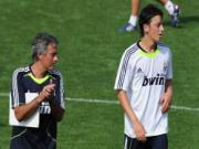 Mourinho muốn Oezil phải "đa dạng" hơn