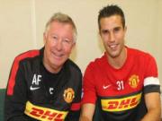 Van Persie chính thức ra mắt Man Utd