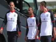 Ashley Cole muốn hóa giải "thù hận" với Rio Ferdinand