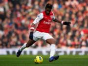 Barca: Còn vị trí nào cho Alex Song?