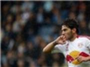 Pha sút penalty siêu tệ của cựu sao Barca