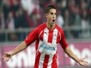 Arsenal mất truyền nhân của Percy vào tay Everton