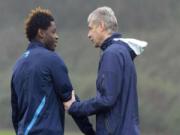 "Giáo sư" Wenger tiết lộ kế hoạch chuyển nhượng của Arsenal sau khi bán Alex Song