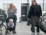 Bendtner đóng vai người cha mẫu mực