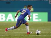 Chelsea: Di Matteo vẫn loay hoay tìm chỗ cho Hazard