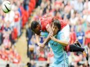 Cuộc đua VĐ Premier League: Trên lằn ranh mong manh