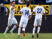 Real Madrid dễ dàng huỷ diệt đội bóng của David Beckham